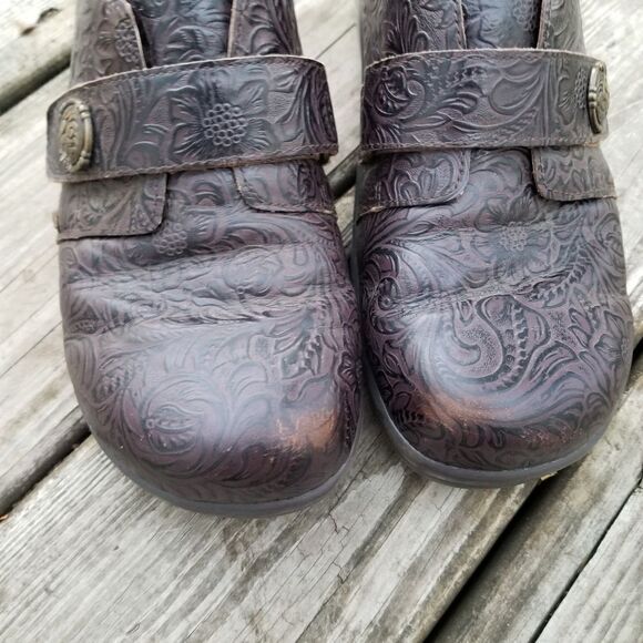 Alegria Joleen Molasses Brown Floral Tooled Professional Shoe Clogs 41 - Picture 3 of 8
